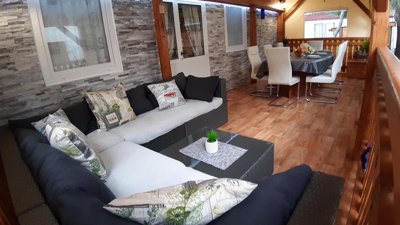Mobile Home Lucan Drage Dış mekan fotoğraf